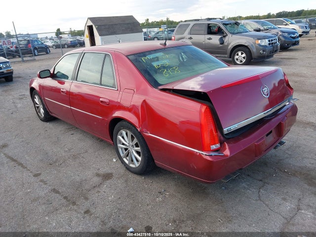 2007 CADILLAC DTS 1G6KD57Y37U188458 Photo 2