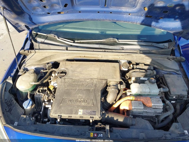 KMHC65LCXKU168802 Hyundai Ioniq Hybrid Blue