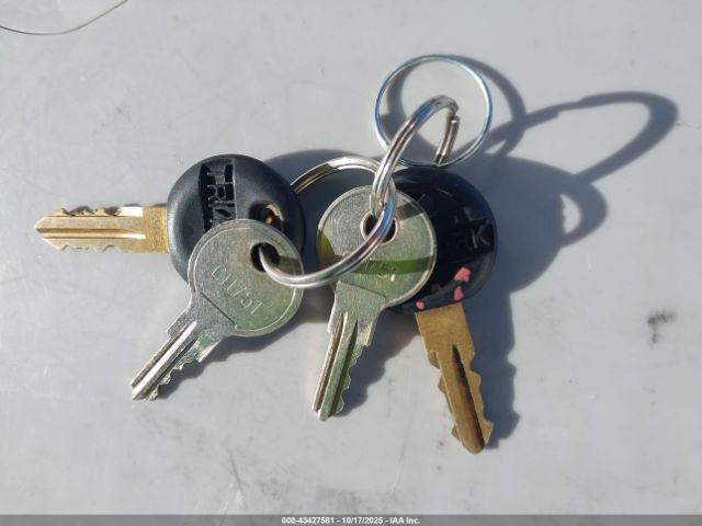 2004 OTHER OTHER 1CPTB171541213208 Photo 10