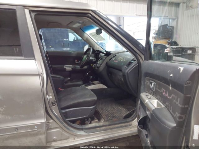 2012 KIA SOUL KNDJT2A60C7400095 Photo 4