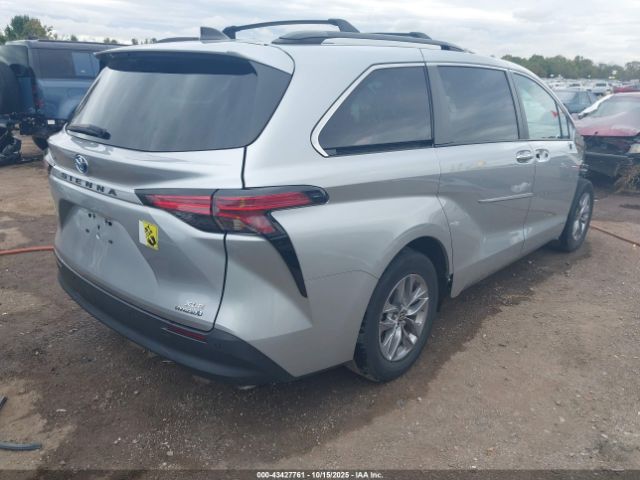 2022 TOYOTA SIENNA 5TDYRKEC4NS134912 Photo 3