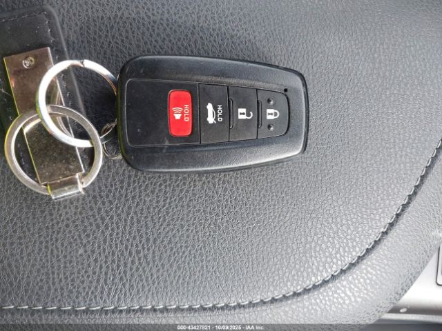 2021 TOYOTA CAMRY 4T1K61BK4MU031791 Photo 10