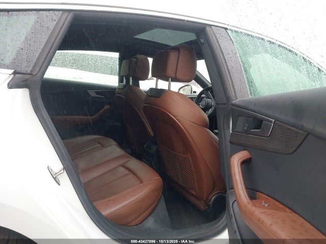 Продаж на аукціоні авто 2019 Audi A5 45 Premium, vin: WAUENCF57KA070780, номер лоту: 43427896