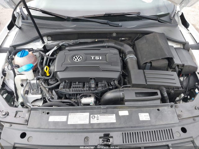 Volkswagen Passat 2014 1VWCT7A38EC033644 Image 10