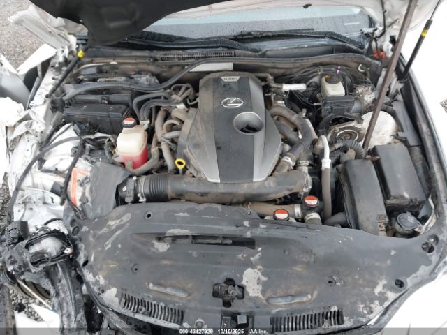 2016 LEXUS IS 200T JTHBA1D25G5022823 Photo 9