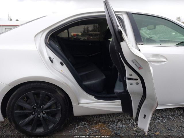 2016 LEXUS IS 200T JTHBA1D25G5022823 Photo 7