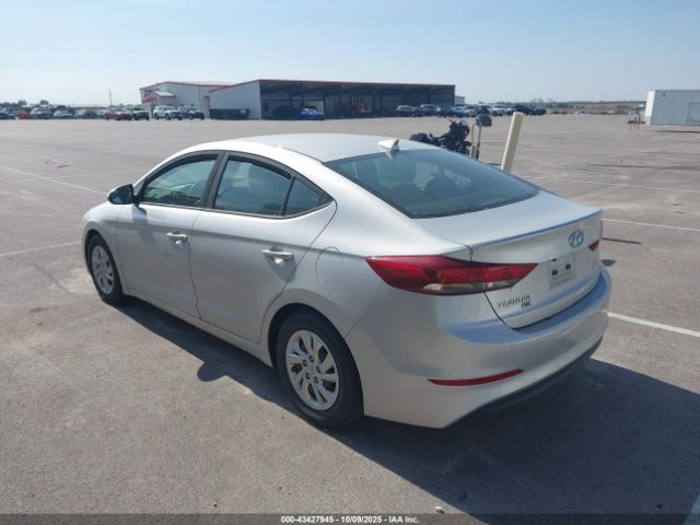 2017 HYUNDAI ELANTRA 5NPD74LF0HH204638 Photo 2
