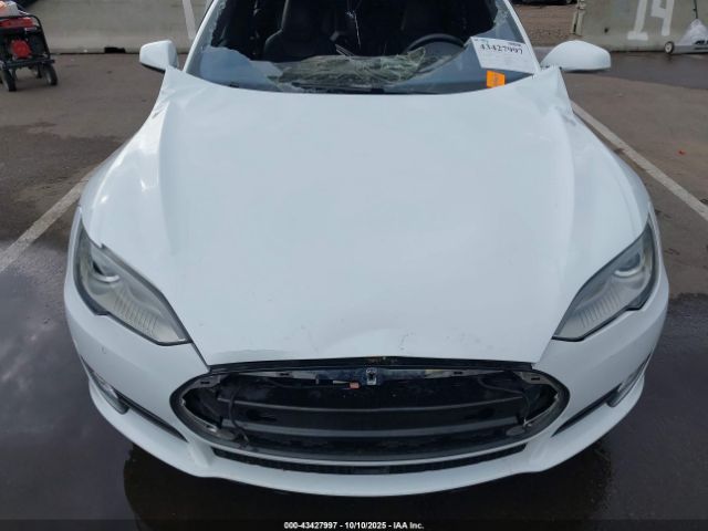 2015 TESLA MODEL S 5YJSA1E12FF106618 Photo 9