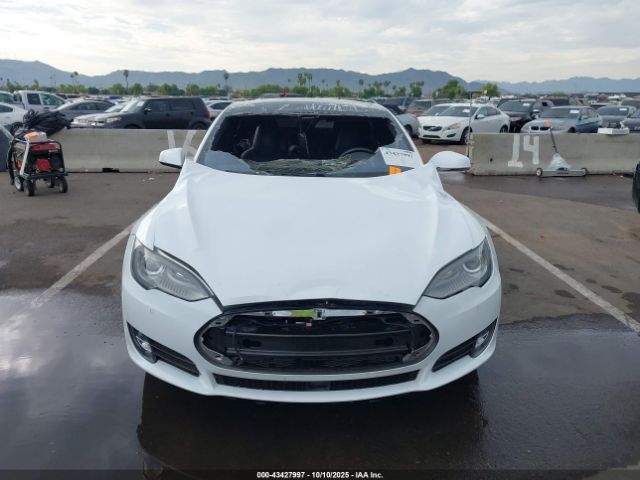 2015 TESLA MODEL S 5YJSA1E12FF106618 Photo 5
