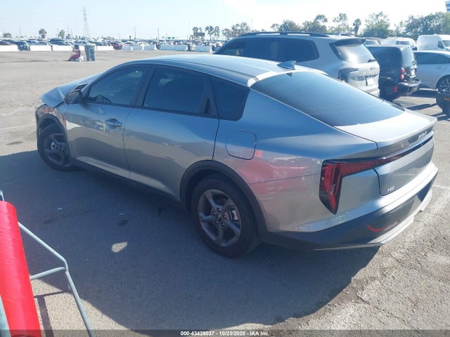 KIA K4 Lxs 2025 3KPFT4DE5SE147410 Image 3
