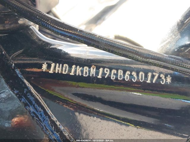 2016 HARLEY-DAVIDSON FLHX 1HD1KBM19GB630173 Photo 9