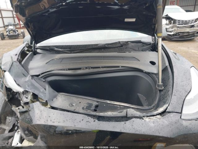 2023 TESLA MODEL Y 7SAYGDEF6PF663915 Photo 9