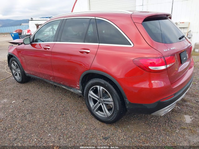 2017 MERCEDES-BENZ GLC 300 WDC0G4KB8HF230129 Photo 2