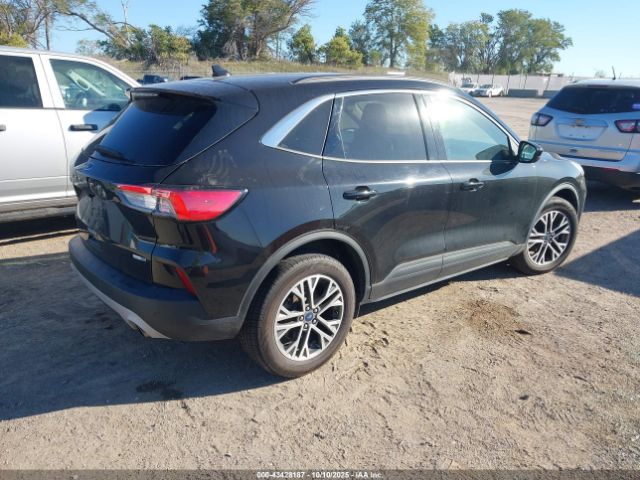 2020 FORD ESCAPE 1FMCU9H62LUA32956 Photo 3