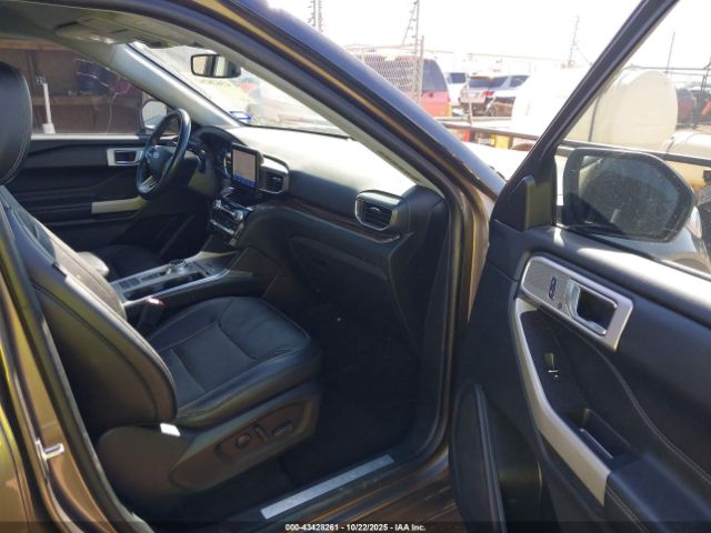2021 FORD EXPLORER 1FMSK7FH2MGB50922 Photo 4