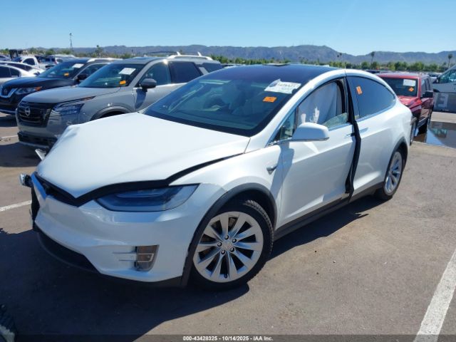 2019 TESLA MODEL X 5YJXCBE29KF180207 Photo 1