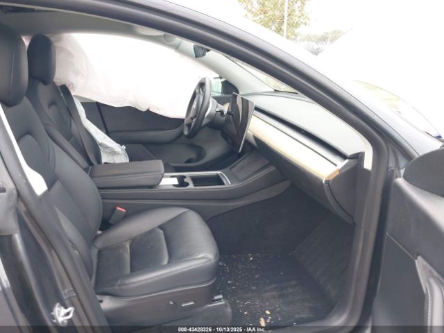 2022 TESLA MODEL Y 7SAYGDEFXNF495516 Photo 4