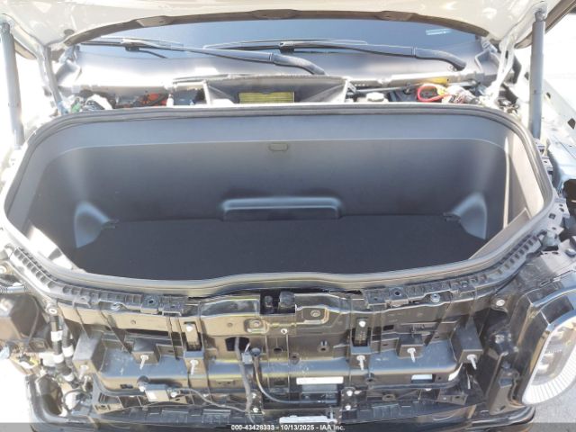 2023 RIVIAN R1T 7FCTGBAA6PN029019 Photo 9