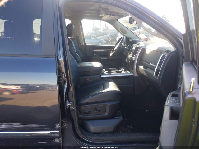 2018 Ram 1500 Laramie  4x4 5'7 Box მანქანა იყიდება აუქციონზე, vin: 1C6RR7NT6JS116373, აუქციონის ნომერი: 43428401