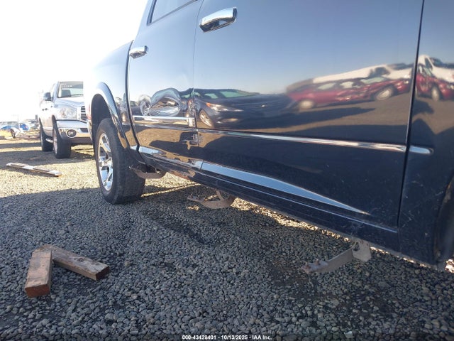 2018 Ram 1500 Laramie  4x4 5'7 Box მანქანა იყიდება აუქციონზე, vin: 1C6RR7NT6JS116373, აუქციონის ნომერი: 43428401