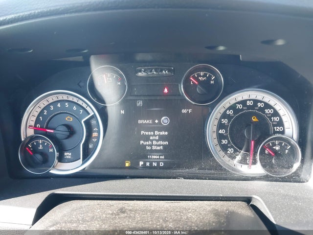2018 Ram 1500 Laramie  4x4 5'7 Box მანქანა იყიდება აუქციონზე, vin: 1C6RR7NT6JS116373, აუქციონის ნომერი: 43428401