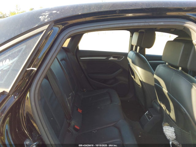 2017 AUDI A3 WAUAUGFF1H1038112 Photo 7