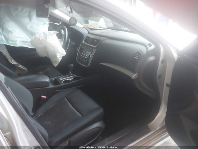2016 NISSAN ALTIMA 1N4AL3AP8GN316273 Photo 4