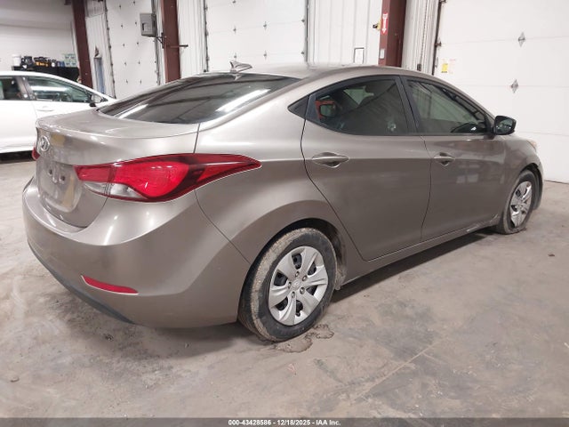 Hyundai ELANTRA SE 2016 5NPDH4AE3GH692280 Image 4