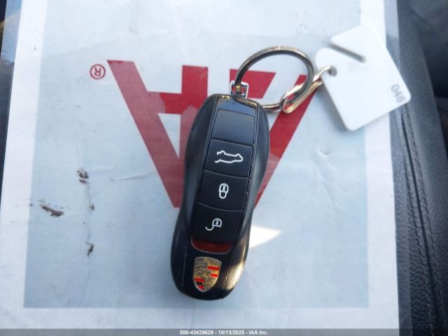 2017 PORSCHE CAYENNE WP1AB2A2XHLA53162 Photo 10