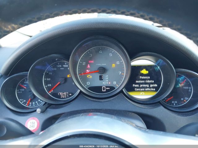 2017 PORSCHE CAYENNE WP1AB2A2XHLA53162 Photo 6