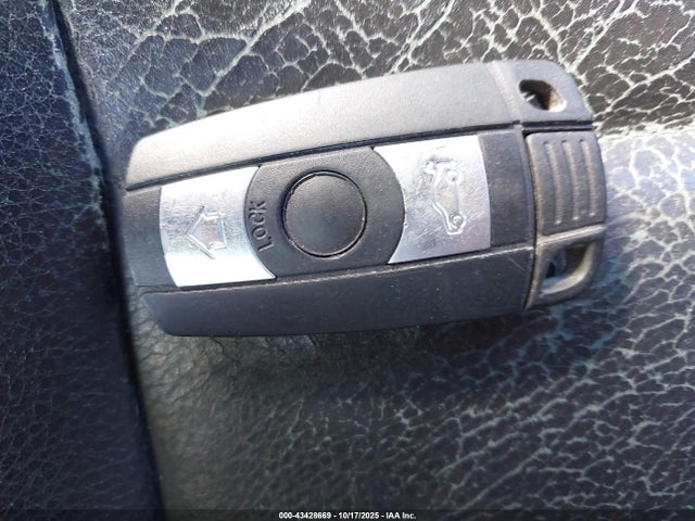 2011 BMW 3 SERIES WBAKF9C57BE262345 Photo 10