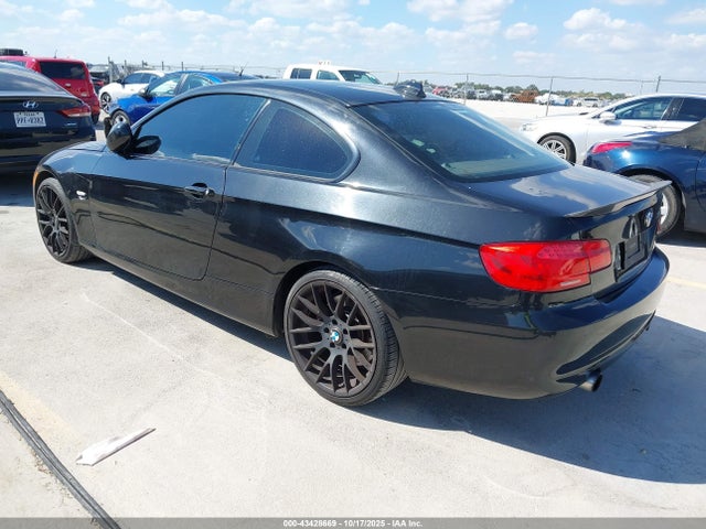2011 BMW 3 SERIES WBAKF9C57BE262345 Photo 2