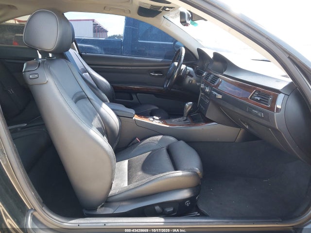 2011 BMW 3 SERIES WBAKF9C57BE262345 Photo 4