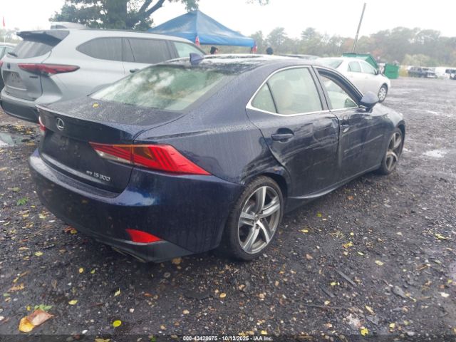 2018 LEXUS IS 300 JTHC81D2XJ5028804 Photo 3