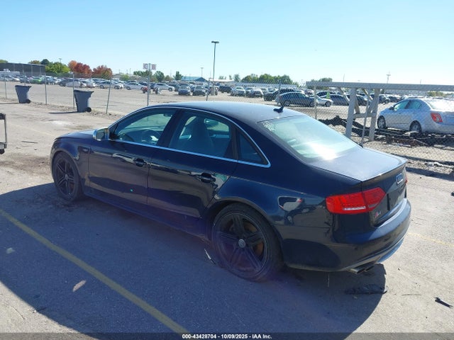 2010 AUDI S4 WAUBGAFLXAA072442 Photo 2