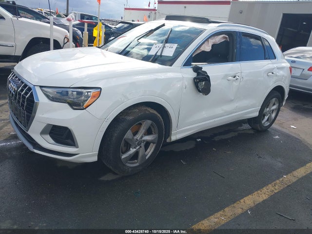 2019 AUDI Q3 WA1AECF30K1078844 Photo 1
