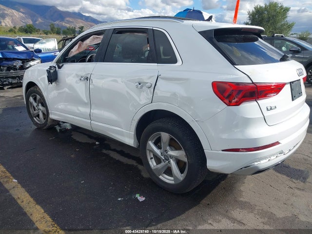 2019 AUDI Q3 WA1AECF30K1078844 Photo 2