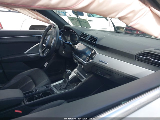 2019 AUDI Q3 WA1AECF30K1078844 Photo 4