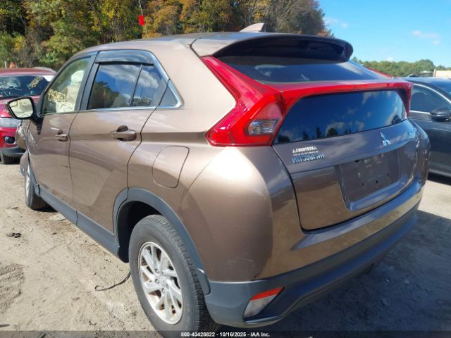 2018 MITSUBISHI ECLIPSE CROSS JA4AT3AA5JZ049321 Photo 2