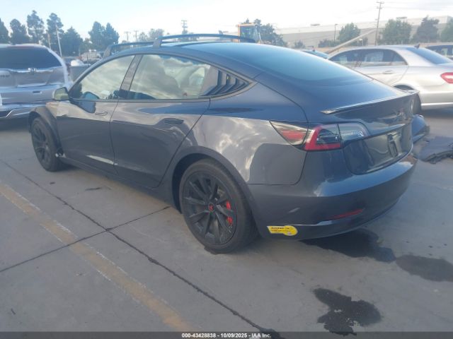 2022 TESLA MODEL 3 5YJ3E1EB4NF241681 Photo 2