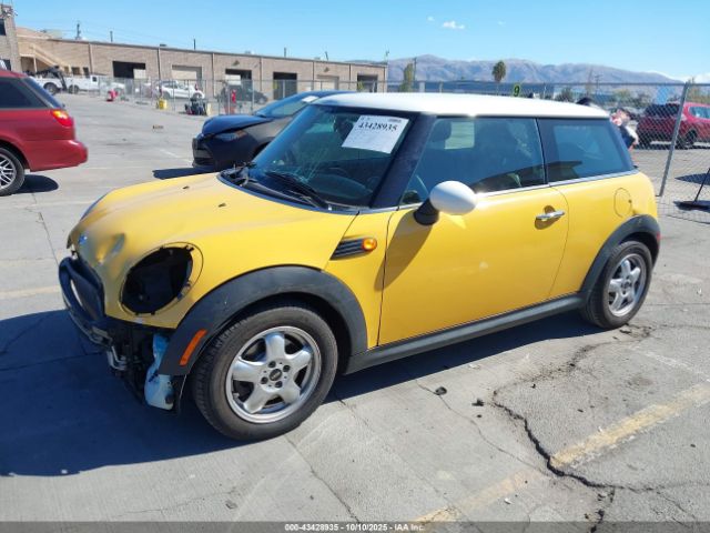 2009 MINI COOPER WMWMF33539TW78338 Photo 1