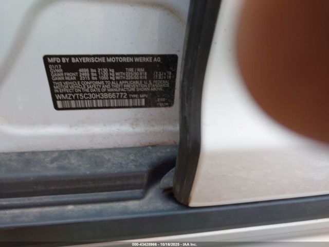 2017 MINI COUNTRYMAN WMZYT5C30H3B66772 Photo 8