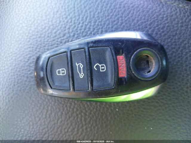 2013 VOLKSWAGEN TOUAREG WVGEF9BP2DD008596 Photo 10