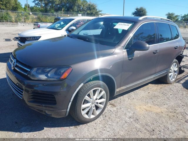 2013 VOLKSWAGEN TOUAREG WVGEF9BP2DD008596 Photo 1