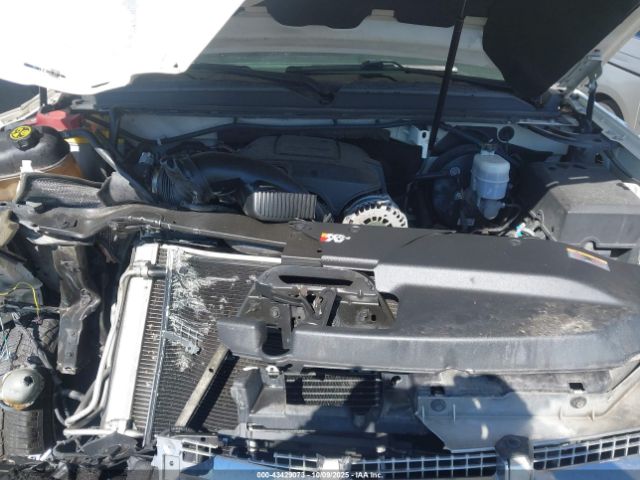 2011 CADILLAC ESCALADE 1GYS4CEF8BR396716 Photo 9