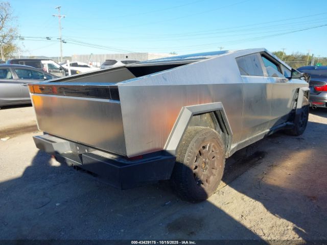 2024 TESLA CYBERTRUCK 7G2CEHED7RA027794 Photo 3