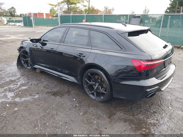 2022 AUDI RS 6 AVANT WUA1CBF21NN900936 Photo 2