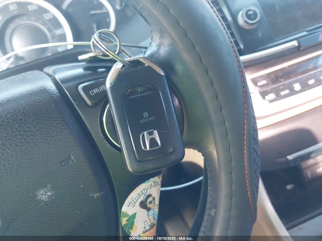 Honda k24w1 2015 1HGCR2F88FA116529 Image 11