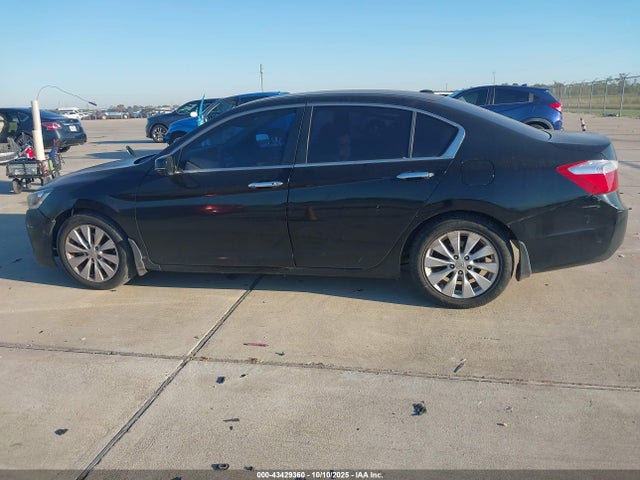 Honda k24w1 2015 1HGCR2F88FA116529 Image 14