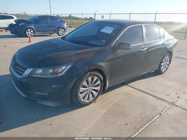 Honda k24w1 2015 1HGCR2F88FA116529 Image 2